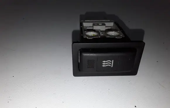 Toyota Avensis T250 Windscreen/window heater switch 153261