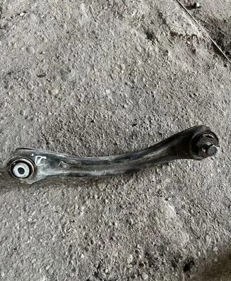 Mercedes-Benz E W210 Rear control arm