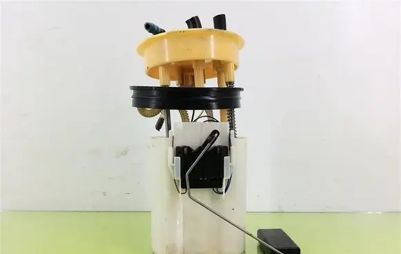 Seat Ibiza IV (6J,6P) In-tank fuel pump 6R0919050B