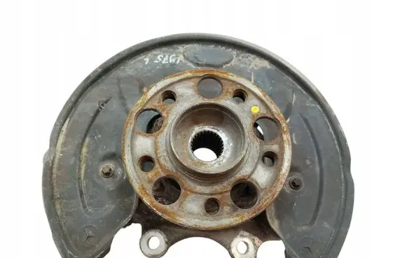 Mercedes-Benz C W205 Front wheel hub spindle knuckle 