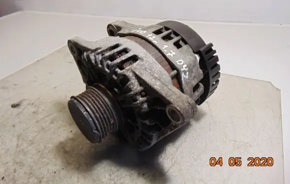 Hyundai i40 Generator/alternator 373002A800