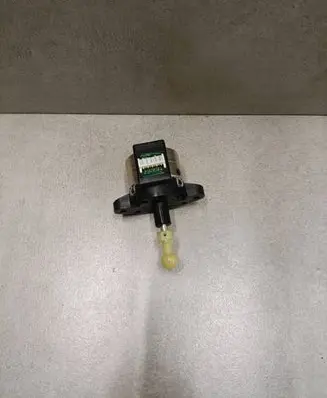 Headlight level adjustment motor