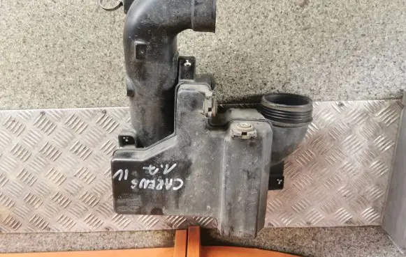 KIA Carens III Air intake duct part 28220-A4200
