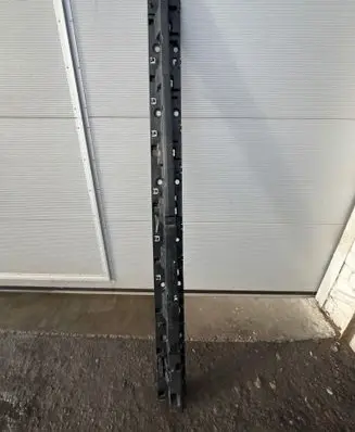 BMW X7 G07 Sill supporting ledge 7425469