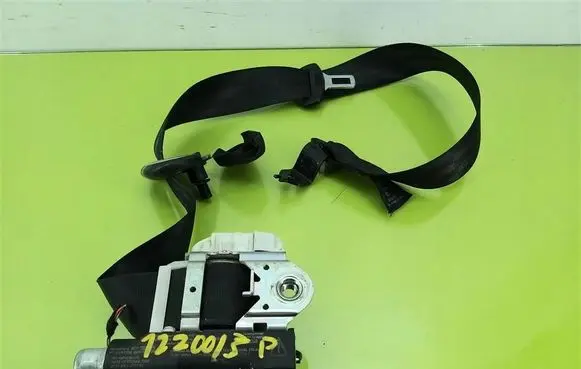 Skoda Roomster (5J) Front seatbelt R5J1857702ARAA9