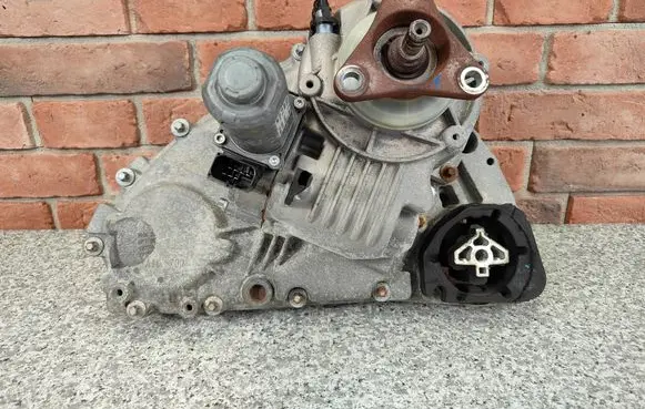 BMW X5 E70 Gearbox transfer box case 7574777 7599886 7599889