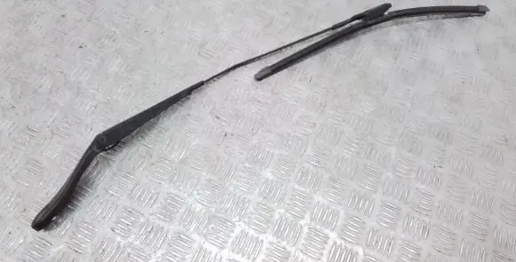 Volvo XC60 Windshield/front glass wiper blade 30753526