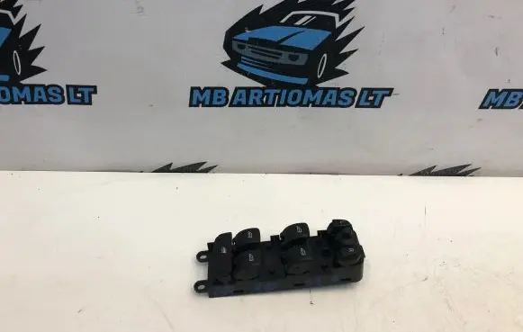 Volvo V70 Electric window control switch HW07SWEB02