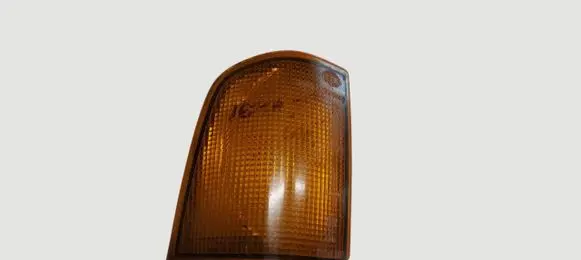 Volkswagen Jetta I Front indicator light 42612R6 161953082 42612