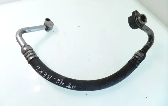 Audi A8 S8 D3 4E Air conditioning (A/C) pipe/hose 4E0260707
