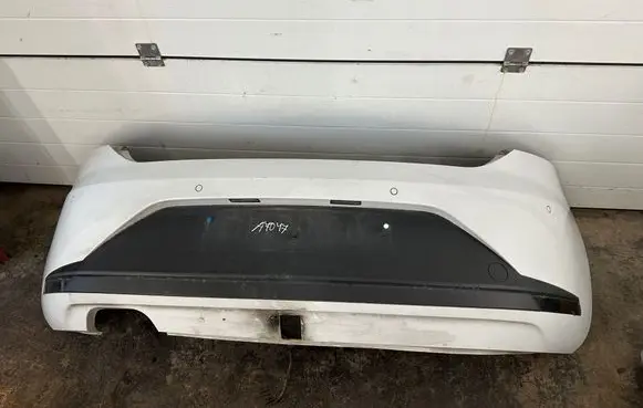 Seat Leon (5F) Rear bumper
