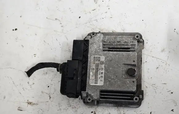 Seat Leon (1P) Engine control unit/module 03G906021LK 1039S14554 0281013279