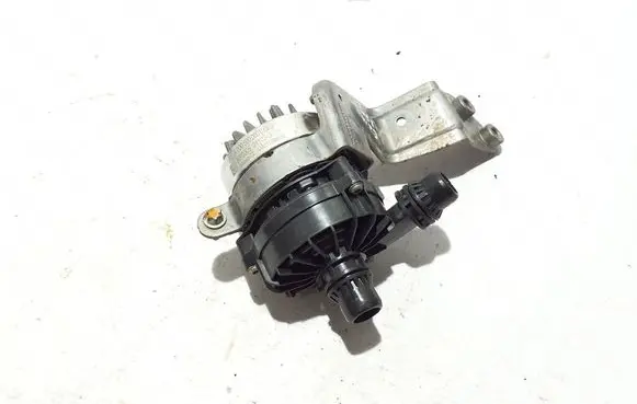 Mercedes-Benz E W214 Electric auxiliary coolant/water pump A0005000801