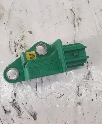 Audi A6 S6 C6 4F Airbag deployment crash/impact sensor 1K0909606C 5WK43544