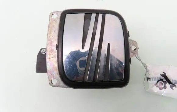 Seat Ibiza III (6L) Rear door exterior handle/bracket 6L6827573