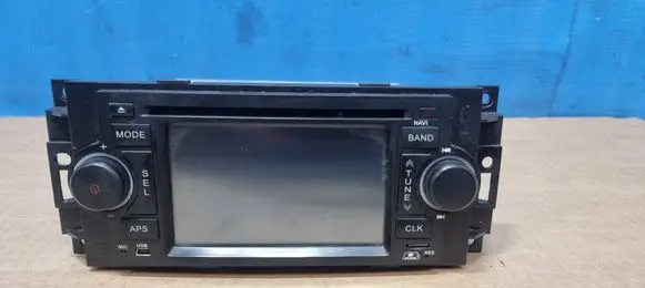 Dodge Caliber Radio/CD/DVD/GPS head unit 