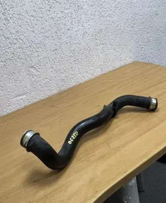 Mercedes-Benz CLS C218 X218 Engine coolant pipe/hose A2045013182 D6250