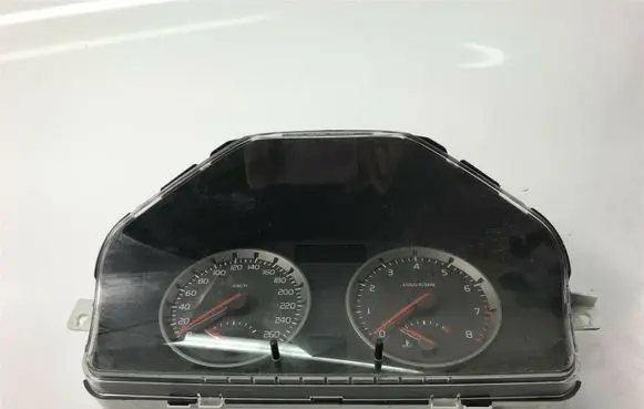 Volvo C30 Speedometer (instrument cluster) 30786343 S1384
