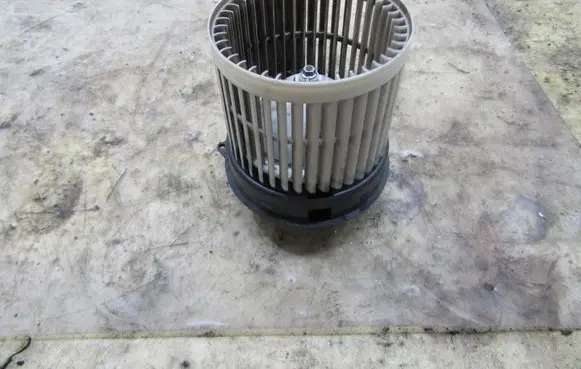 Nissan Note (E12) Heater fan/blower KRIS235789