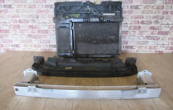 Citroen C3 Picasso Front bodywork piece 