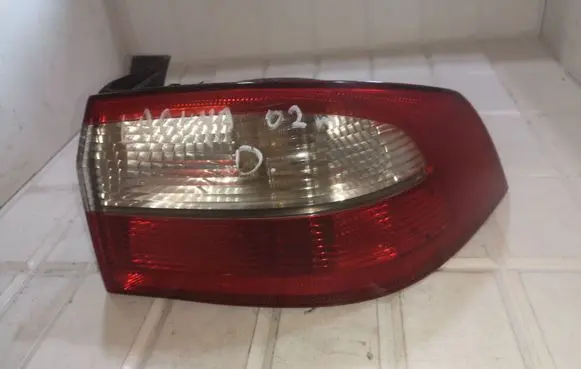 Renault Laguna II Rear/tail lights 8200002474