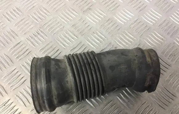 Volvo V70 Air intake hose/pipe 30769233