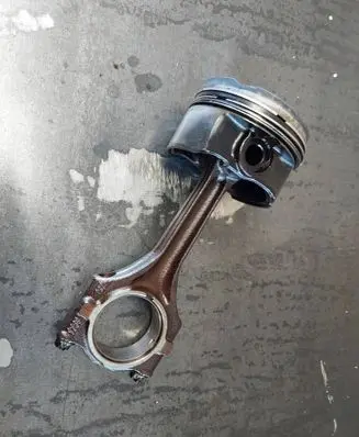 BMW 5 E39 Piston with connecting rod 11251437046