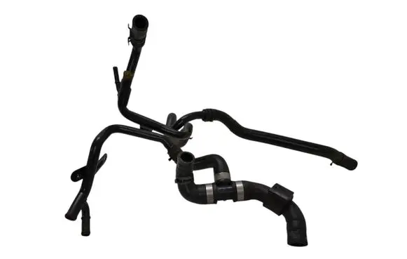 Volkswagen PASSAT B8 Engine coolant pipe/hose 04L121064AF 5Q0122101GJ
