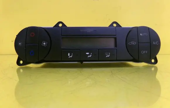Ford Mondeo Mk III Climate control unit 3S7T18C612AF
