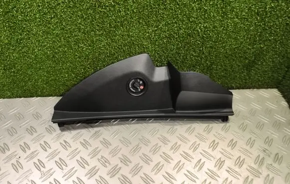 Renault Trafic III (X82) Dashboard side end trim 689202851R 93868016 93452601