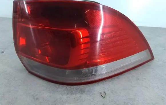 Volkswagen Golf V Rear/tail lights 