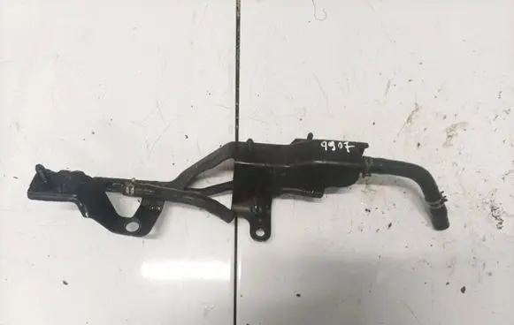 Mazda CX-5 Engine coolant pipe/hose