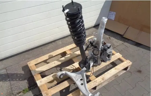 Mercedes-Benz ML W166 Front wheel hub spindle knuckle