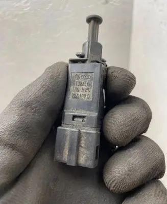 Volkswagen Sharan Brake pedal sensor switch 927189d