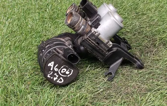 Audi A6 S6 C6 4F Coolant heater control valve 4F1959617A