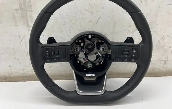 Nissan X-Trail T33 Steering wheel