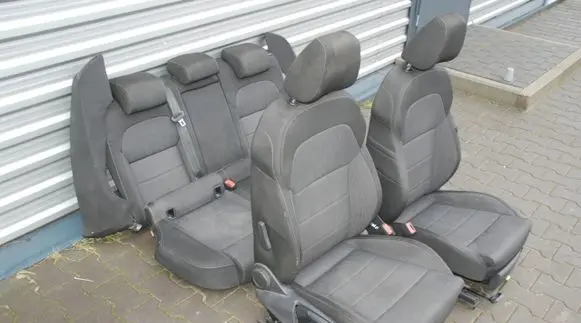 Skoda Superb B8 (3V) Front driver seat 150KM