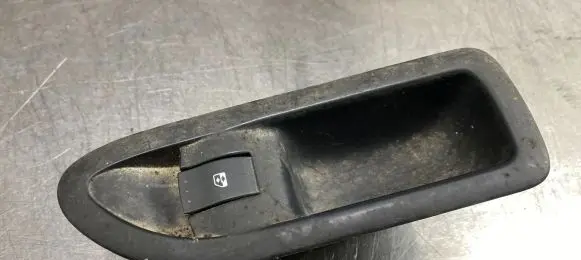 Renault Laguna II Electric window control switch