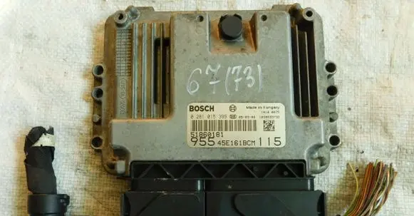 Alfa Romeo Mito Engine control unit/module ECU 51860181 0281015399