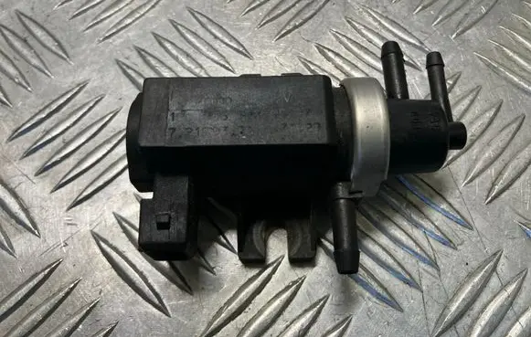 Volkswagen II LT Vacuum valve 1H0906627
