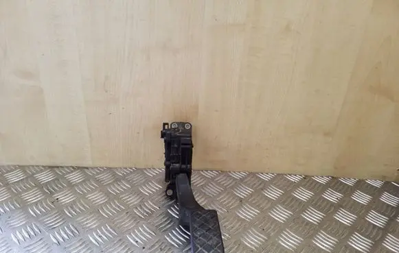 Volkswagen Transporter - Caravelle T5 Accelerator throttle pedal 6PV00849503 7H1721503