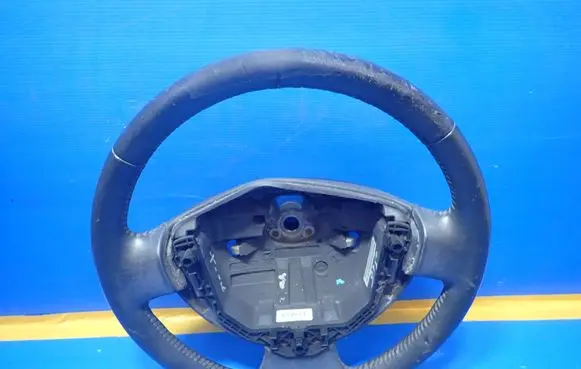 Renault Twingo II Steering wheel 8200726251