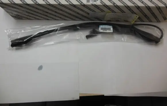 Alfa Romeo Stelvio Front wiper blade arm 50566902