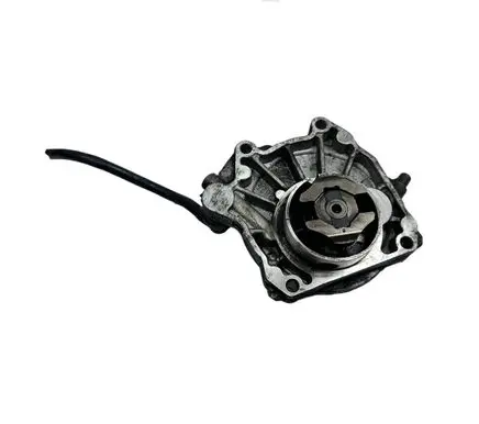 Opel Zafira B Vacuum pump 55188660