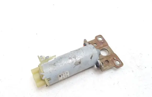 Mercedes-Benz SLK R171 Seat adjustment motor 0130002532 198397104