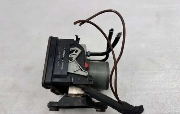 Audi A5 ABS Pump 8W0907379G 8W0907379