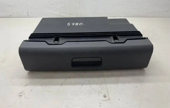 Volkswagen Touran I Glove box 1T0881580C