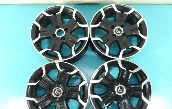 R16 alloy rim