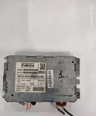 Jaguar XF X250 HiFi Audio sound control unit 6H5219C032AE 6H5214D401AE 10R024301