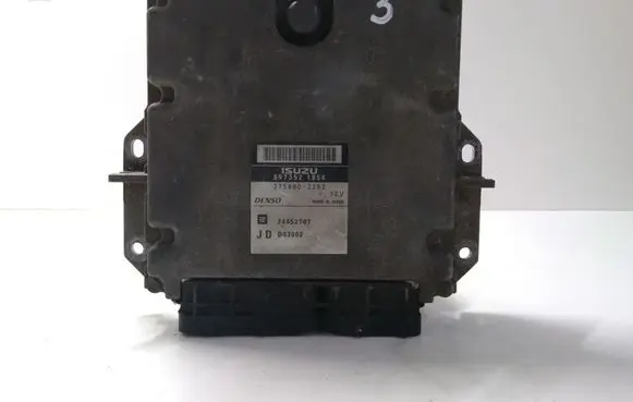 Opel Signum Engine control unit/module 2758002252 8973521854